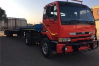 UD Flat deck NISSAN UD290 + TRAILER Truck